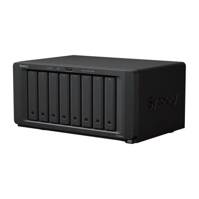 Synology DiskStation DS1823xs+, 6-bay NAS, CPU QC Ryzen V1780 64bit, RAM 8GB, 3x USB 3.2, 2x eSATA,2/1x 1/10GLAN,2x NVM