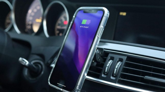 POUZDRO SWISSTEN CLEAR JELLY MagStick PRO APPLE IPHONE 17 PRO MAX TRANSPARENTNÍ